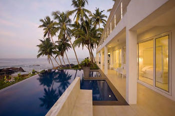 White Villa 발라피티야 외부 사진